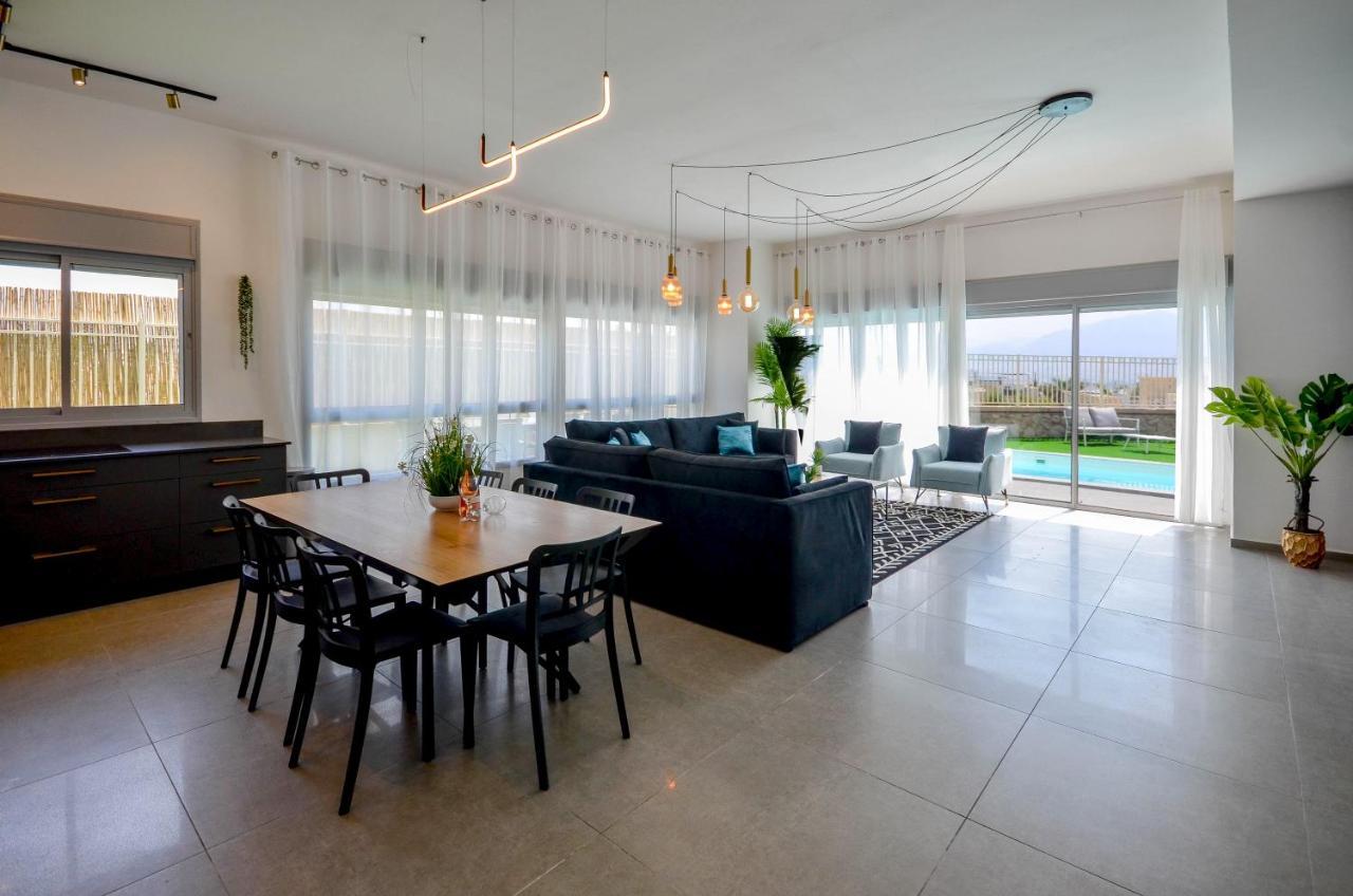 Yalarent Morning Star-Garden With Private Pool Apartment Eilat Bagian luar foto